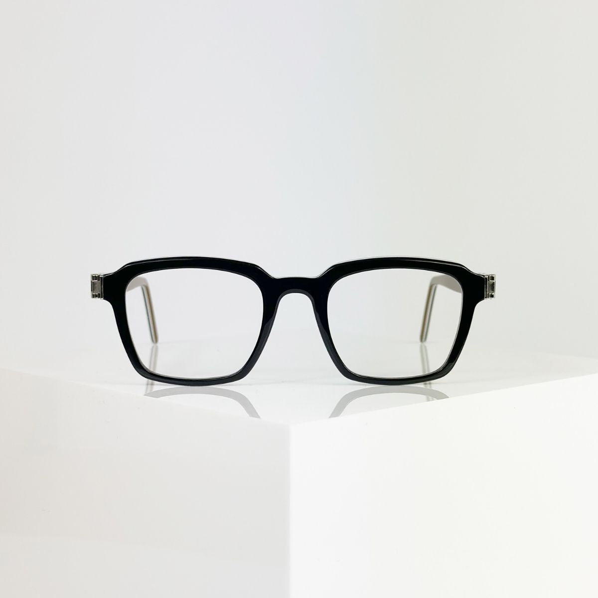 FYRE 2-in-1 Black Peanut