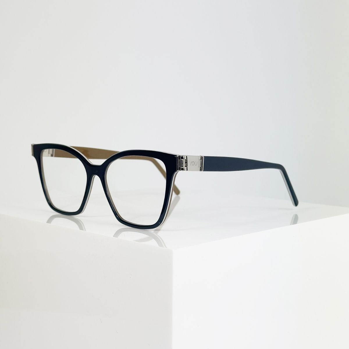 YRON 2-in-1 Black Peanut