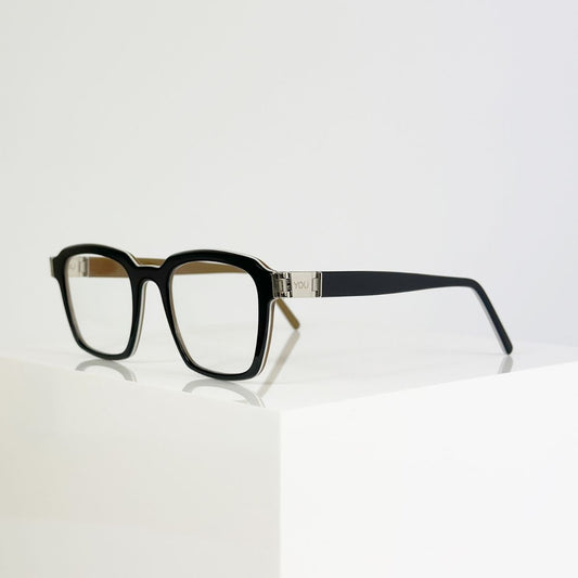 FYRE 2-in-1 Black Peanut